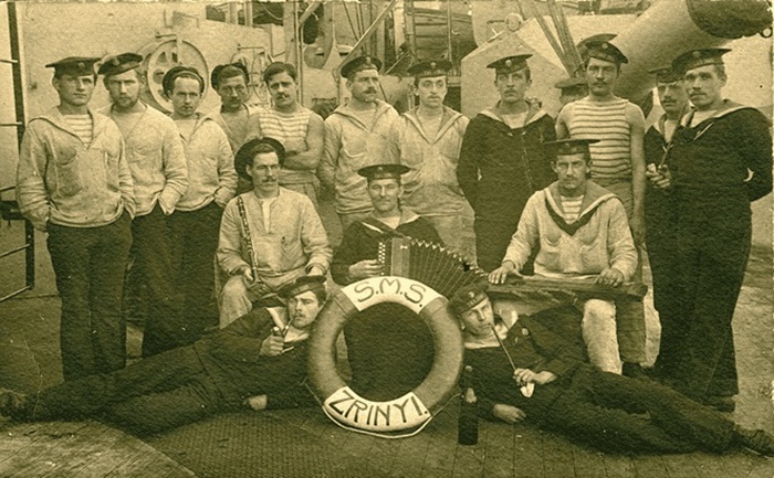 Нижні чини з екіпажу броненосця "Зріньї"