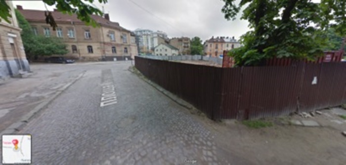 Вигляд площі Святослава (колишньої площі Бема) у 2015 році