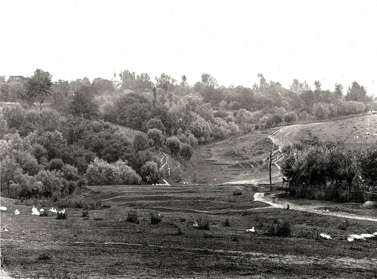 Краєвид околиць села Кульчиці. Поч. ХХст. Фото Лева Кульчицького