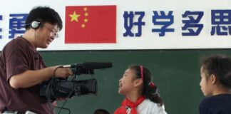 "Голосуйте за мене, будь ласка!" - у Львові покажуть фестивальний фільм