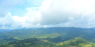 Вершина гори Високий Верх