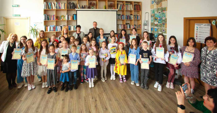 Підсумки онлайн-конкурсу «І слово, і пісня, Матусю, тобі!» 2022 року