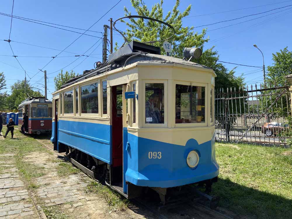 Трамвайний вагон «Sanok», переданий із Тарнува. Після ремонту 2019 року. Травень 2021 року. Автор фото – Данило Васильчак