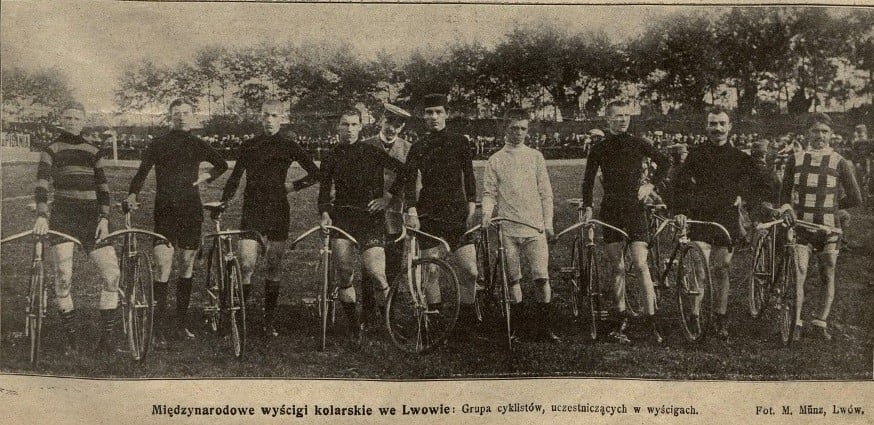 Група велосипедистів. Фото: M. Munz, Львів