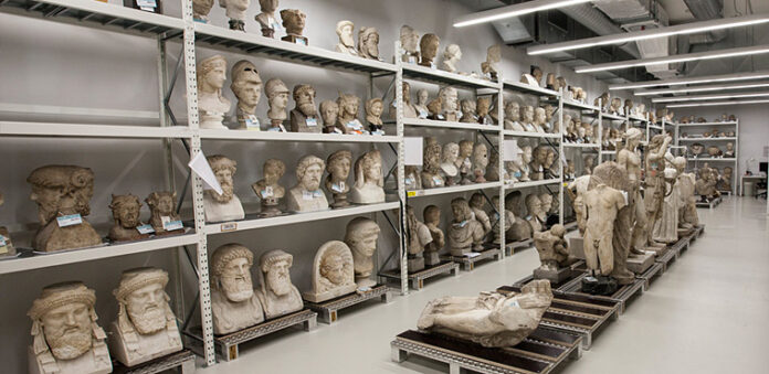 Місця для зберігання музейних предметів. Поради з Канади Місця для зберігання музейних предметів. Поради з Канади