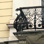 Крилаті створіння на вул. Коперника, 26 (фото Zommersteinhof)