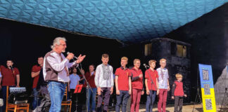 Львівська національна академічна чоловіча хорова капела «Дударик»