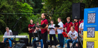 Львівська Державна Академічна чоловіча хорова капела «Дударик»