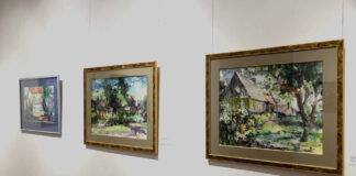 З експозиції виставки Володимира Стасенка "Сонцествердження"