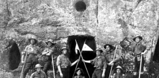 Перша мандрівка «Лісових Чортів». На скелях біля с. Розгірче. Липень 1922 р.