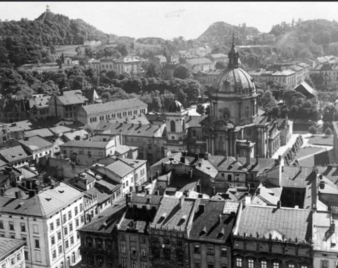 Панорама міста Львова, 1939-1945 рр.