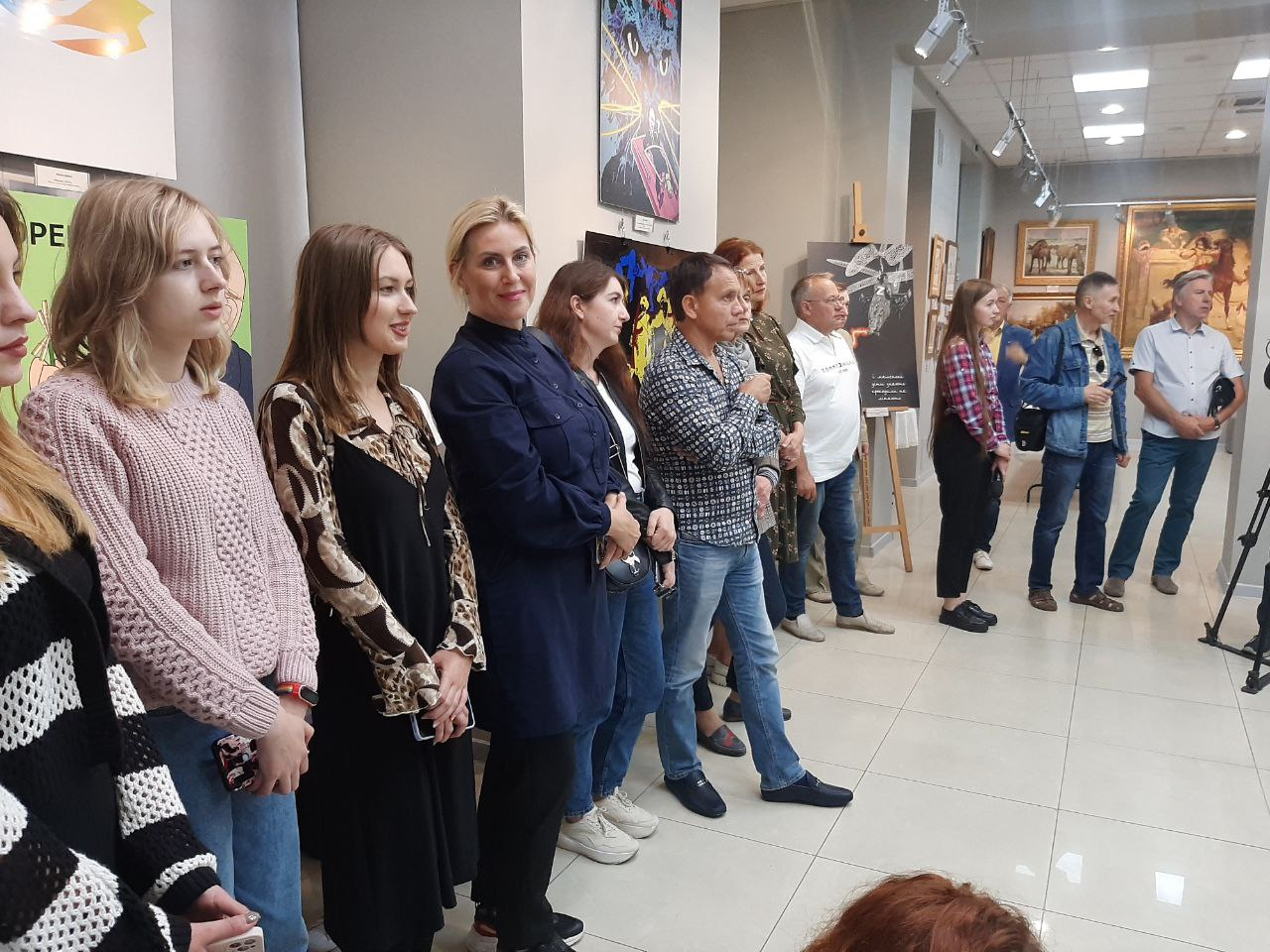 Відкриття виставки воєнного плакату "Україна переможе!"