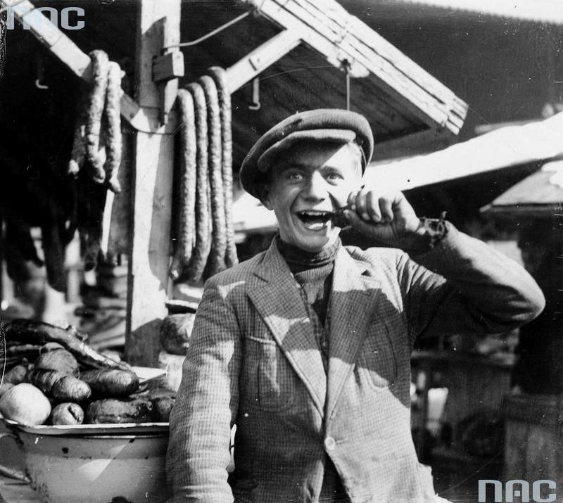 Вулична торгівля у Львові, 1930-ті рр.