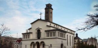 Храм Покрову Пресвятої Богородиці УГКЦ. Вигляд зі сторони Личаківського парку. 2014 р. Автор фото – Володимир Скринніков