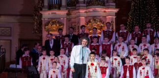 Національна академічна чоловіча хорова капела “Дударик”