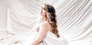 Співачка MURÀTKOVA