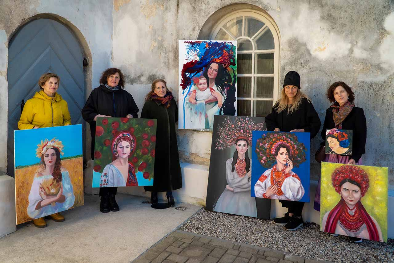 Мистецька студія "Krāsmute"