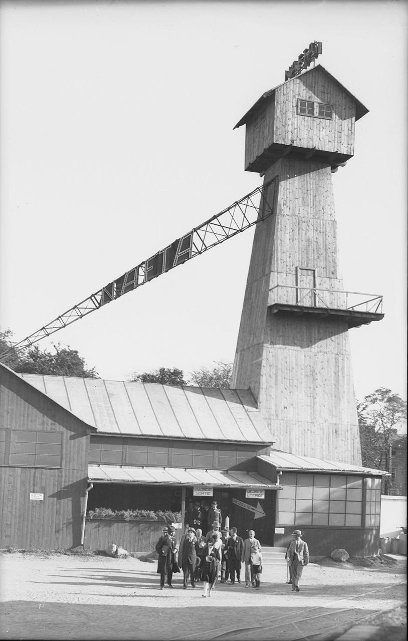 Нафтові вишки. Борислав, 1920-30 рр.