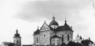 Жовквівська колегіата на ретро світлинах Жовквівська колегіата, кін. ХІХ - поч. ХХст.