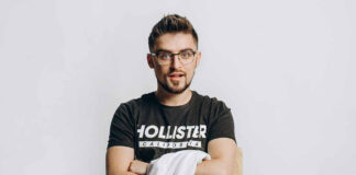 Співак Юлік