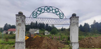 Ексгумація та перепоховання у Верхньому Синьовидному