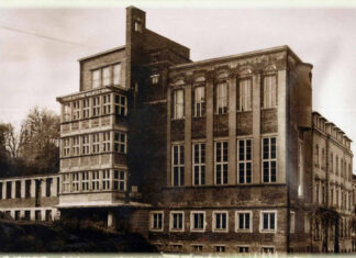 Гімназія сестер Урсулянок, фото 1930-их років. З архіву ліцею №28 Львівської міської ради