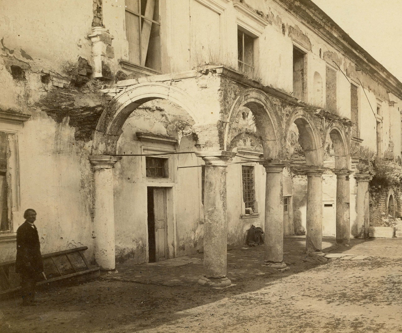 Руїни замку в Жовкві, 1867 рік. Фото Теодора Шайнока