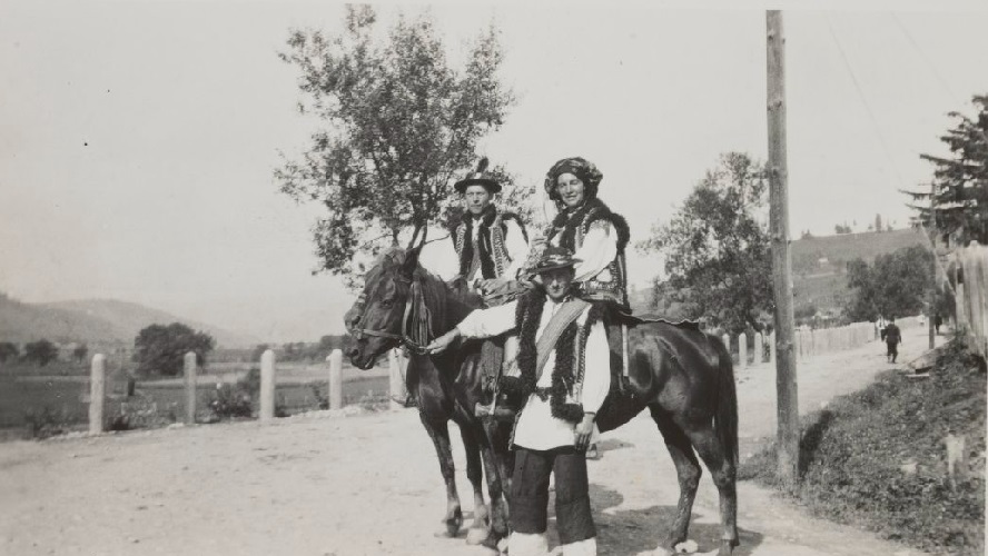 Село Жаб'є, Верховина, 1935 р. Фото Володимира Савчинського