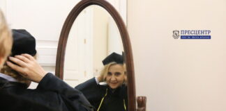 Оксана Забужко отримала диплом Почесного доктора Львівського університету