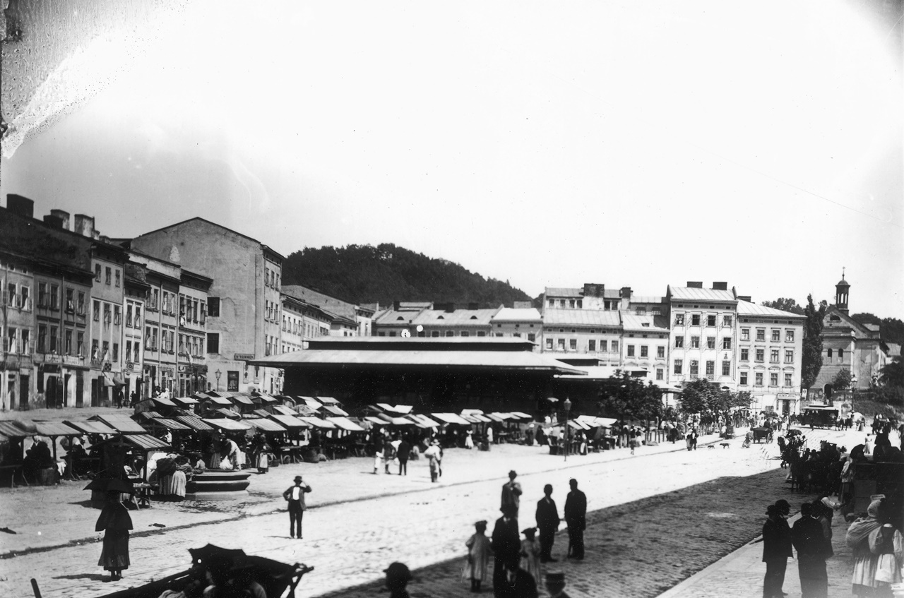 Торгівля за Великим театром, 1880-1930-ті роки