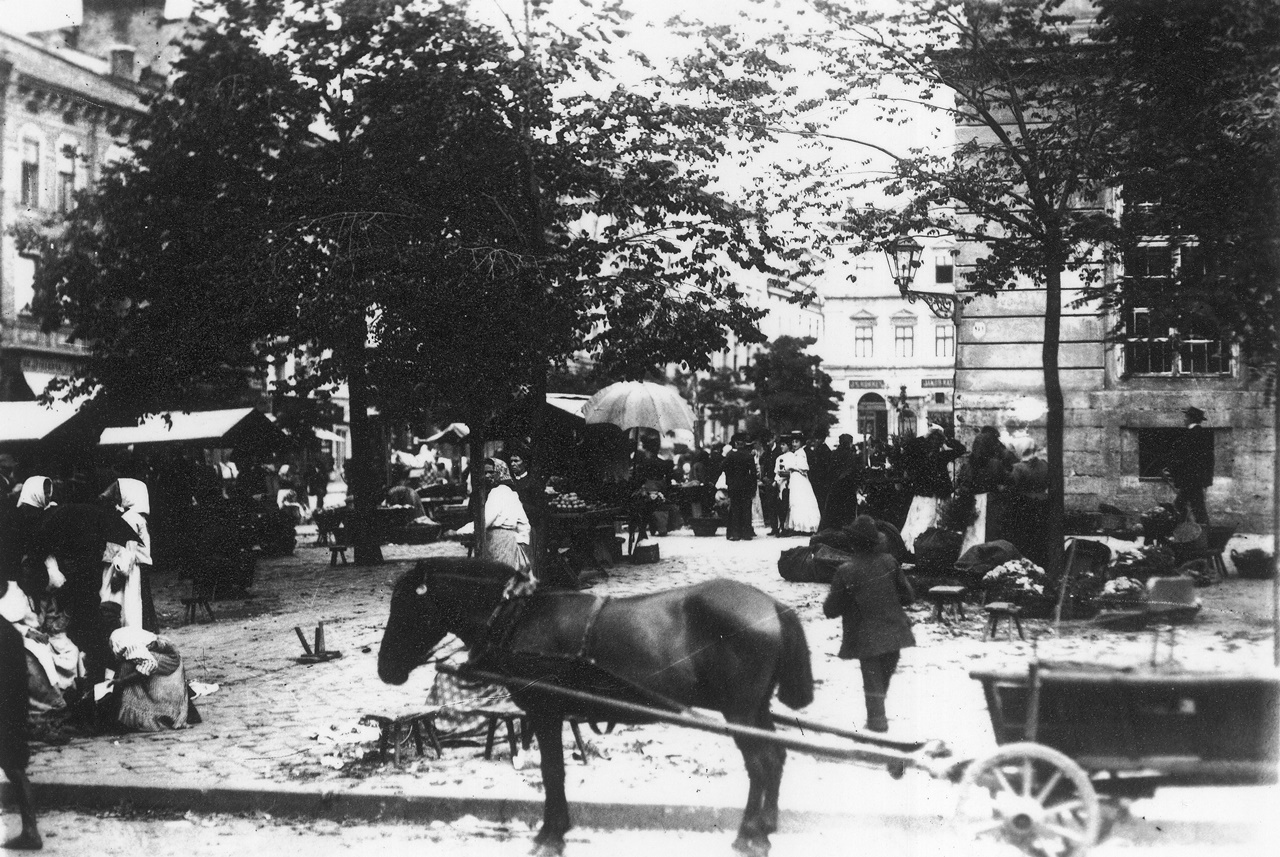 Торгівля на вулицях міста, 1880-1930-ті роки