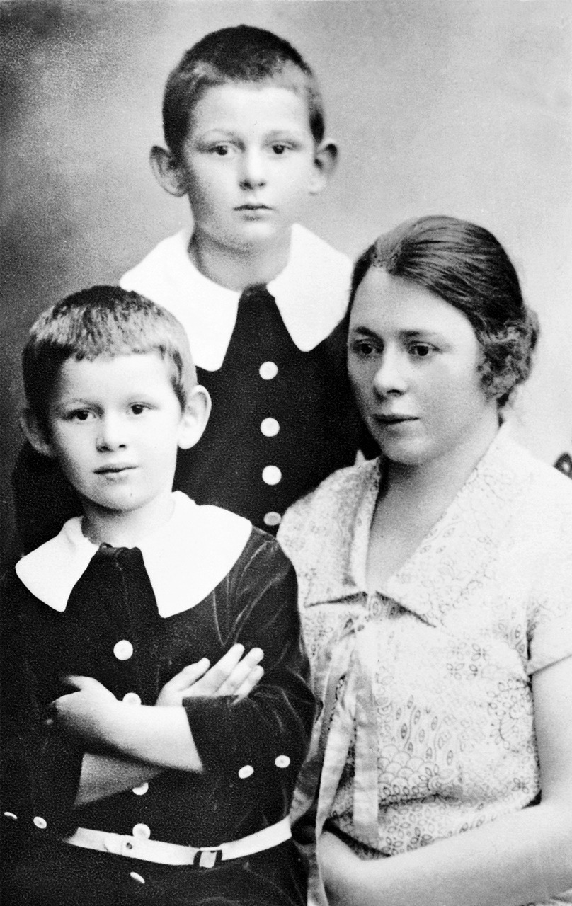 Анна Франко з синами