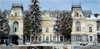 Граф, що спав поруч з кіньми, та як виглядає палац Семенських-Левицьких зсередини