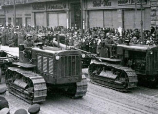 Cовєтська техніка на вулицях Львова, 1939. Джерело: Дзеркало тижня