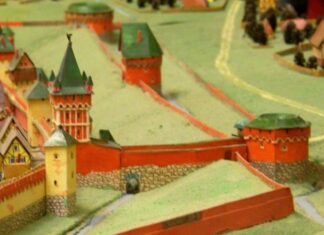 Король і сторожі міських брам. З історії однієї неіснуючої професії