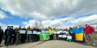 На Львівщині висадили рекордну 17-кілометрову «Алею Героїв»