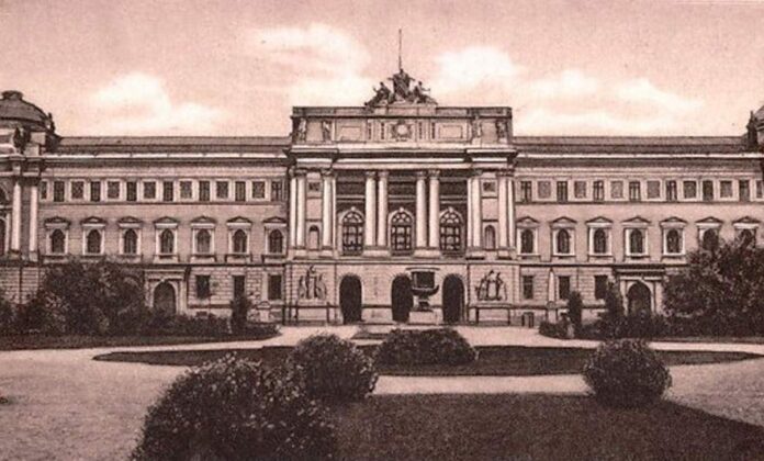 Університет Яна Казимира