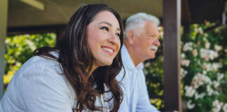 Наталка Карпа з татом Семеном Карпою