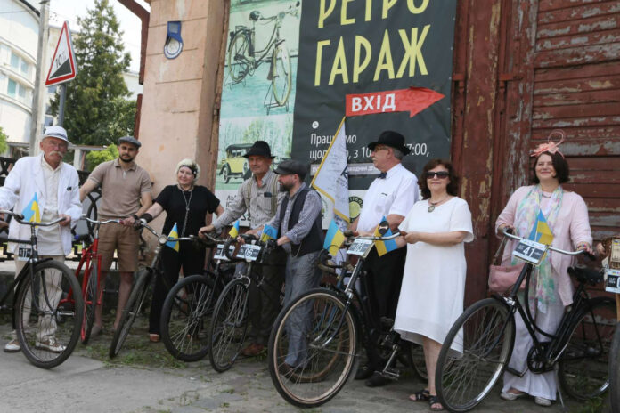 Шостий Міжнародний ретро вело пробіг у Львові