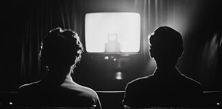 Чому люди полюбляють дивитися історичні фільми?