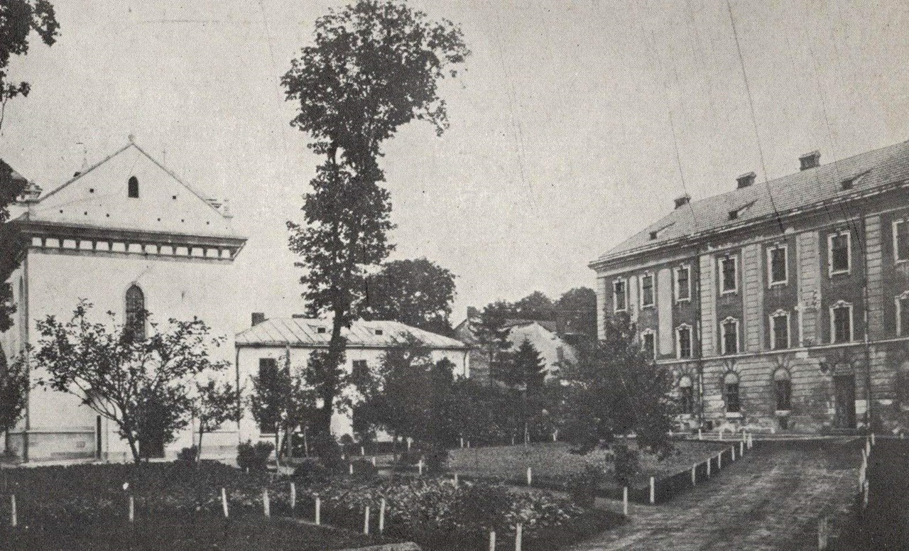 Монастир Святого Лазаря. Фото Facebook / Мандрівка Старим Кордоном