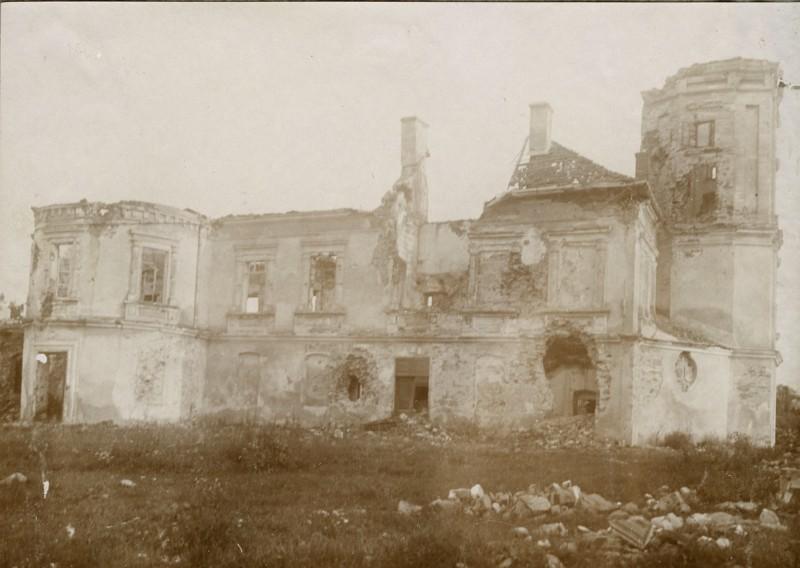 Замок у Мурованому в роки Першої світової війни