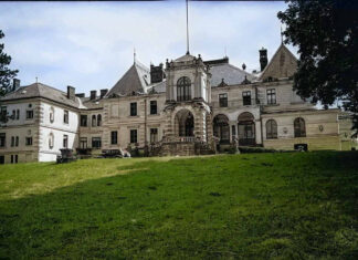 Палац Жевуських-Лянцкоронських в Роздолі. Фото 1939 року