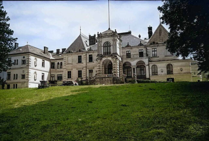 Палац Жевуських-Лянцкоронських в Роздолі. Фото 1939 року