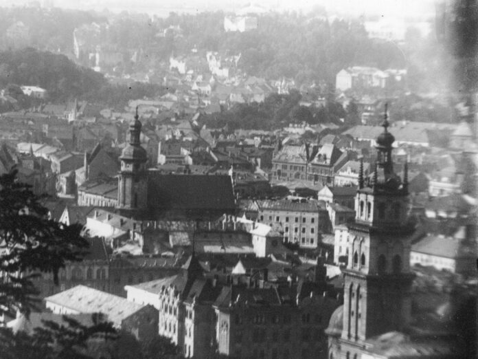 Панорама Львова, поч. ХХ ст. Панорама Львова, поч. ХХ ст.