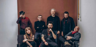 Рок-гурт “Мертвий Півень”