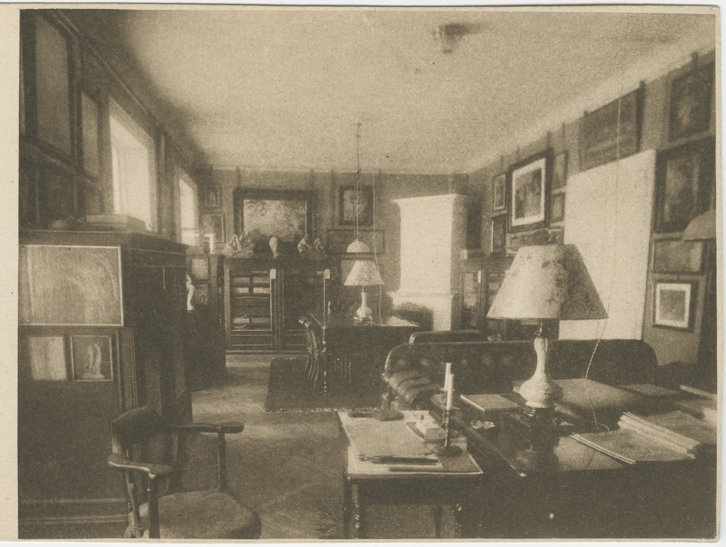 Інтер'єр палацу Жевуських-Лянцкоронських в Роздолі на Львівщині, кін. ХІХ-поч. ХХ ст.