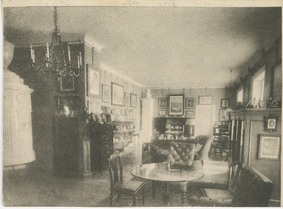 Інтер'єр палацу Жевуських-Лянцкоронських в Роздолі на Львівщині, кін. ХІХ-поч. ХХ ст.