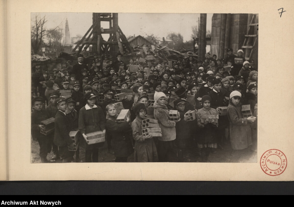 Ковельські діти також допомагали на будівництві