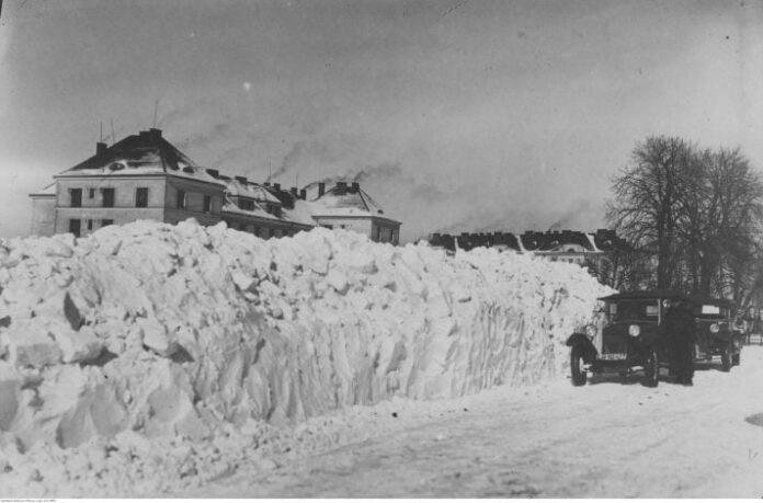 Сніг. Зима. Львів